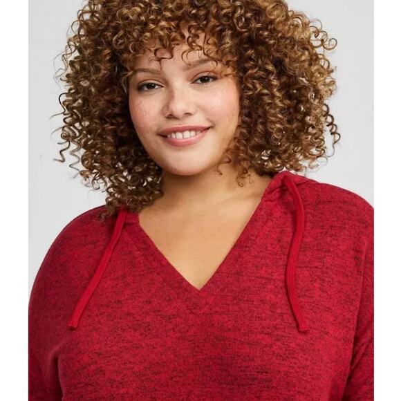 NWT TORRID Relaxed Super Soft Plush Tunic Hoodie Plus Size 1X Red Pullover - Picture 4 of 5